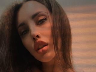 ChloeMercer - Live porn & sex cam - 16141070
