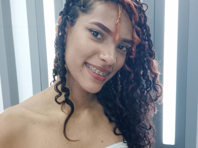 RobynFahey - Live sexe cam - 16142534