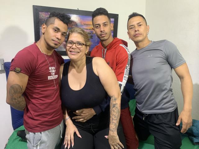 HottestFoursome - Live porn &amp; sex cam - 16155982