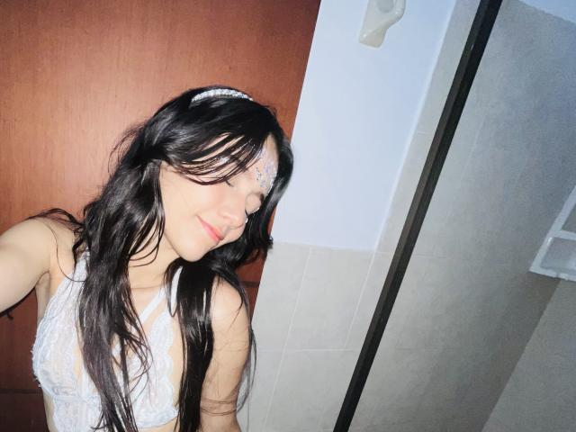 DeisyWest - Sexe cam en vivo - 16160070