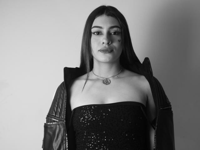 RubyHeel - Live sex cam - 16162758