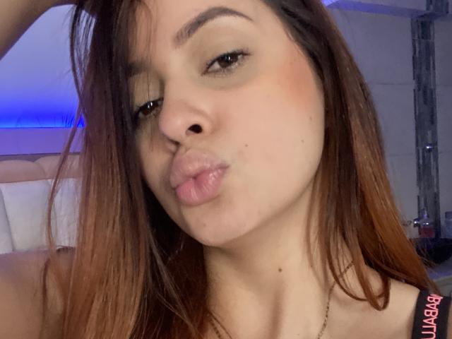 EmilyParkerr - Live sex cam - 16163426