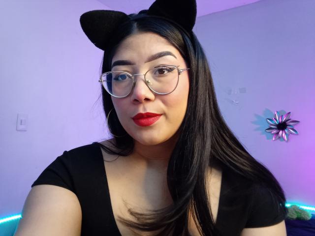 AlessaJames - Live sex cam - 16174838