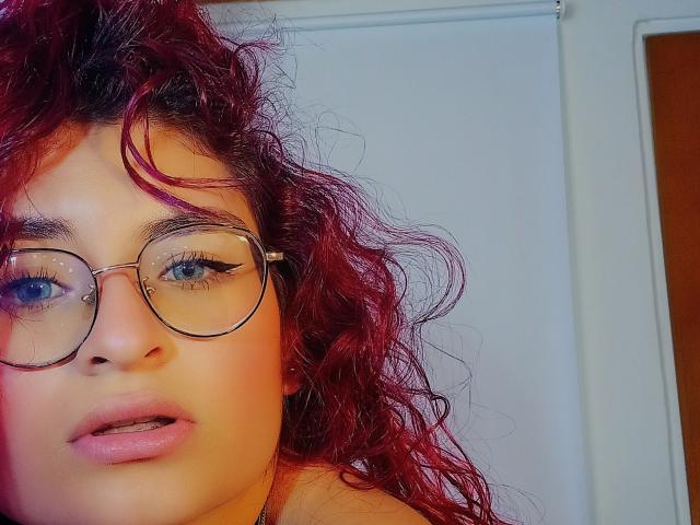EmilyBrownbk - Live sex cam - 16198114