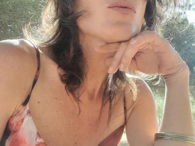 Aiyana - Live sex cam - 16227794