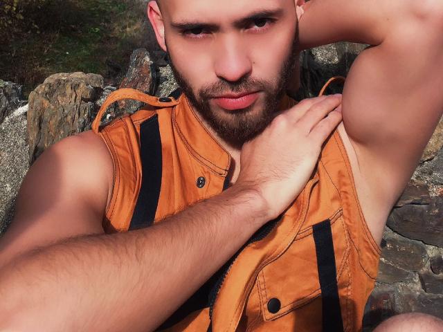 NoahMortom - Live sexe cam - 16228050