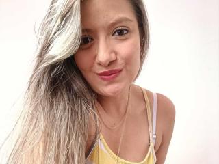 ValeriaHunter69 - Sexe cam en vivo - 16229162