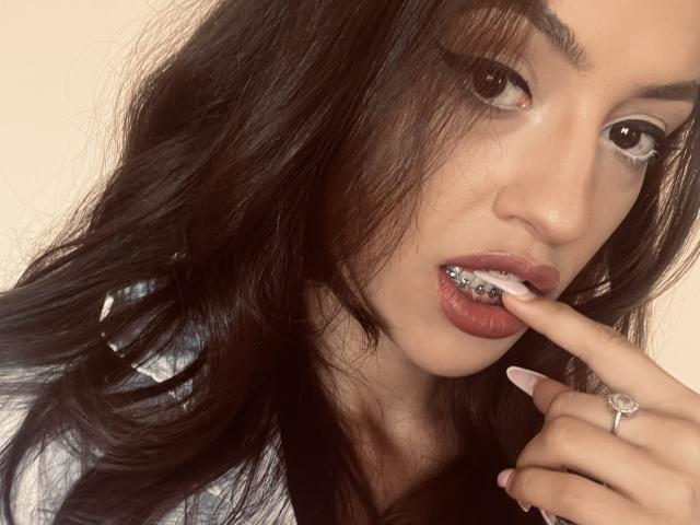 VievienneClemente - сексуальная веб-камера в реальном времени - 16231346