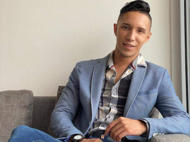 CollinsAngelo - Live porn &amp; sex cam - 16232346