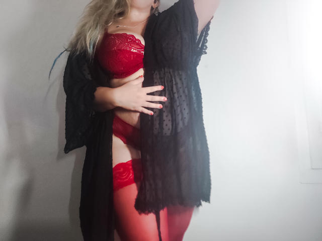 JuliaFrancaise - Live porn &amp; sex cam - 16248442