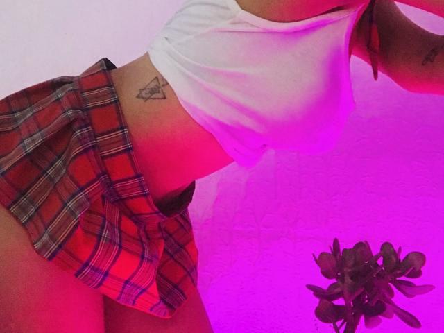 KimmAdamss - Sexe cam en vivo - 16253570