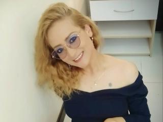 LucyRosiekus - Live sex cam - 16264234