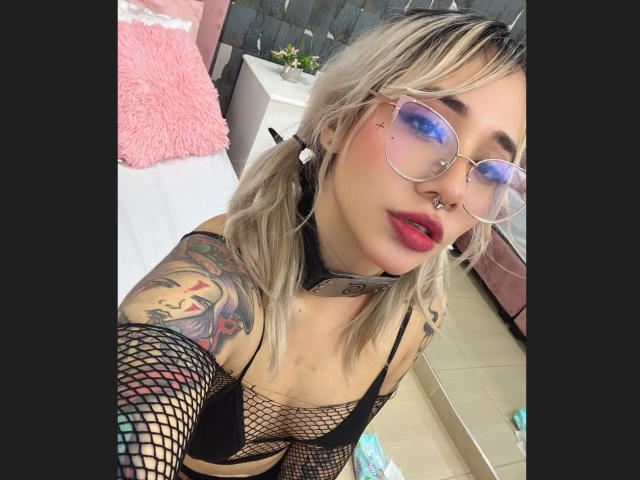 AliPink - Sexe cam en vivo - 16264910