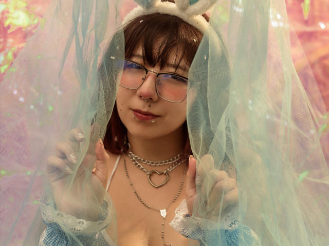 AntonellaRaw - Live Sex Cam - 16278666