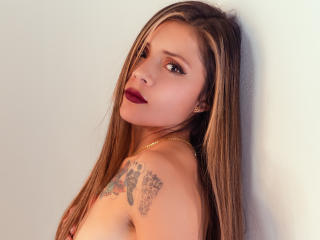 EmilieIsseman - Live porn &amp; sex cam - 16291498