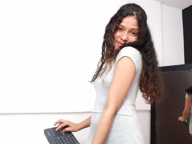 JuliethEvans - Sexe cam en vivo - 16296594