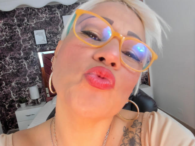 GianellaCox - Live sex cam - 16310550