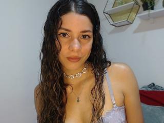 RoxxaneGold - Live porn & sex cam - 16335890