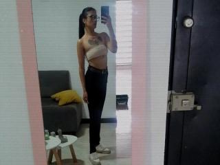 NiaWhite - Live Sex Cam - 16336858