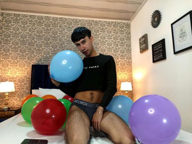 OliverMJ - Live sex cam - 16337026
