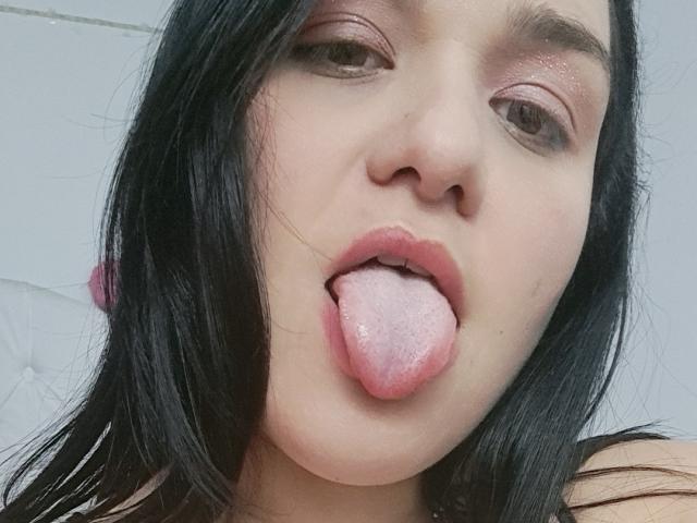 VivianaThomson - פורנו בשידור חי ומצלמת סקס - 16337858
