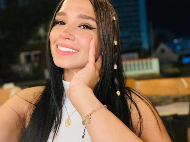 AnneCasanova - Live sex cam - 16343502