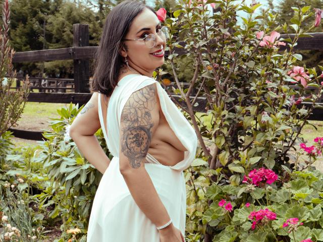 ChloeMarss - Live sex cam - 16346542