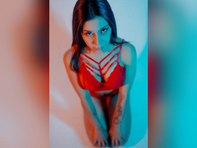 LizDiaz - Live porn &amp; sex cam - 16352946