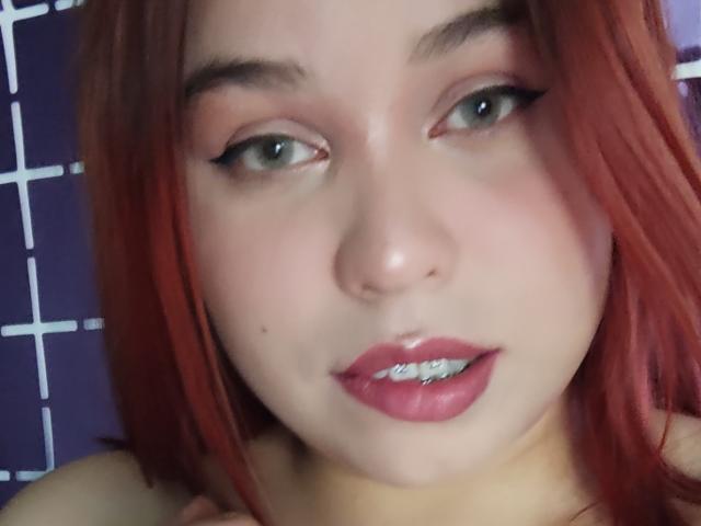 MartinaYoung - Sexe cam en vivo - 16354654