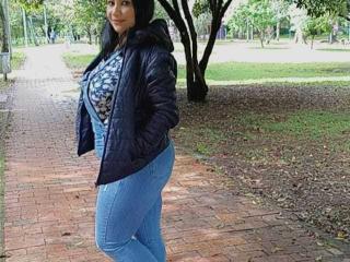 JuliRamirezX - Live Sex Cam - 16369154