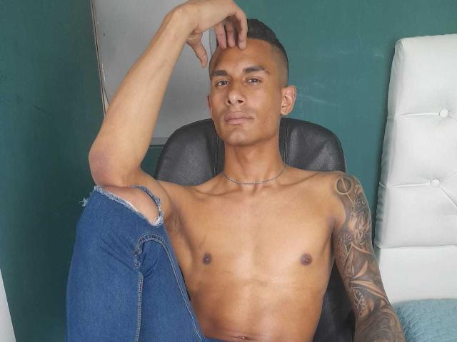 SpartanP - Sexe cam en vivo - 16369482