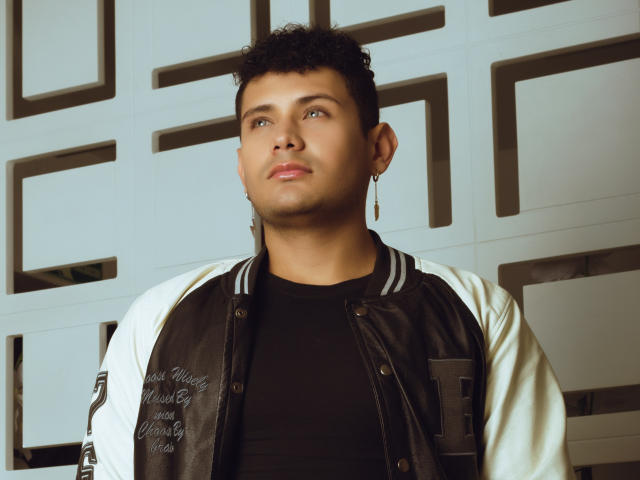 AlexiSpears - Live Sex Cam - 16370746