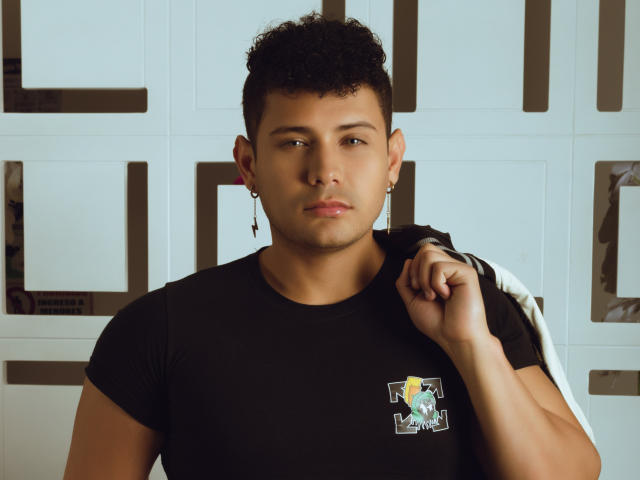 AlexiSpears - Sexe cam en vivo - 16370778