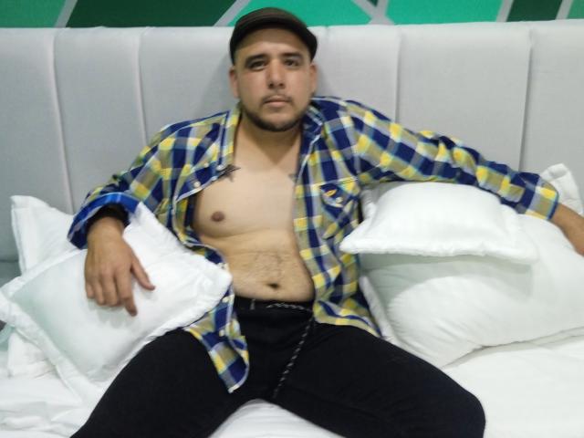 JulioPavasse - Sexe cam en vivo - 16377370