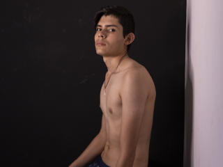 ChechoMan - Live Sex Cam - 16379914