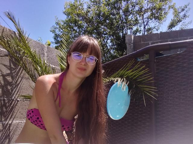 KiraGoldens - Live sex cam - 16384178