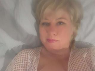 AndreaTay - Live Sex Cam - 16384482