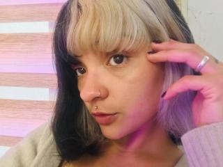 SophieHoffman - Live Sex Cam - 16394642