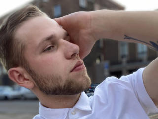 RolandUniverse - Live sex cam - 16396326