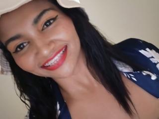 SalomeSexxy - Live Sex Cam - 16412446