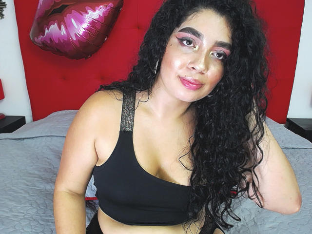 AgathaColinss - Live sex cam - 16425678