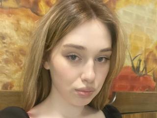 AriaLil - Live sexe cam - 16429106