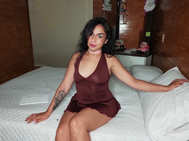 CarolinesWorldX - Sexe cam en vivo - 16436158
