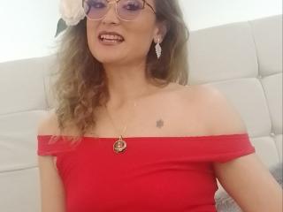 LucyRosiekus - Live porn &amp; sex cam - 16436302