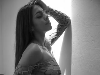 EmilieeSanchez - פורנו בשידור חי ומצלמת סקס - 16437646