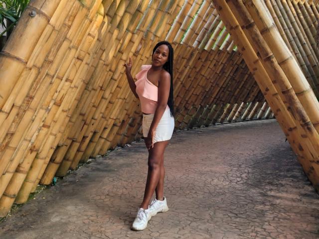 XorianaX - Live sex cam - 16438422