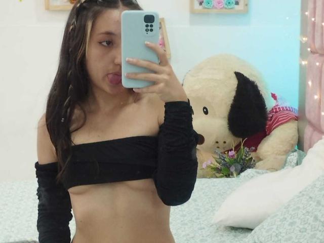 RavenReyes - Live porn &amp; sex cam - 16451074