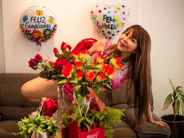 LeslyThompson - Live sex cam - 16463610