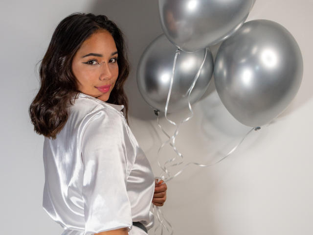 CharlotteWilliams - сексуальная веб-камера в реальном времени - 16470998