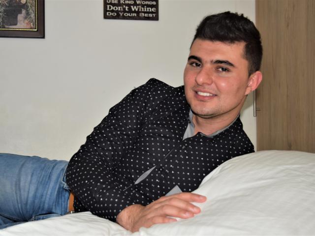 AndrethMuller - Live porn &amp; sex cam - 16483686